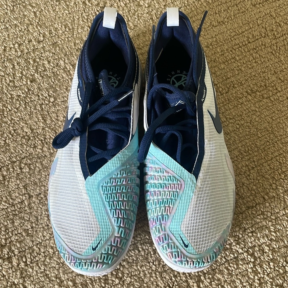 Men’s Nike React Vapor NXT tennis court shoes.